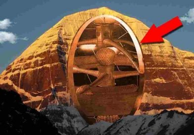 হিন্দু, বৌদ্ধ, জৈন, ধর্মের মানুষদের প্রিয় স্থান কৈলাস মন্দির। জানুন বিস্তারিত